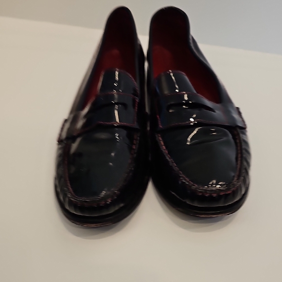 Cole Haan Black Patent Leather Penny Loafers Size 8B - Picture 6 of 10